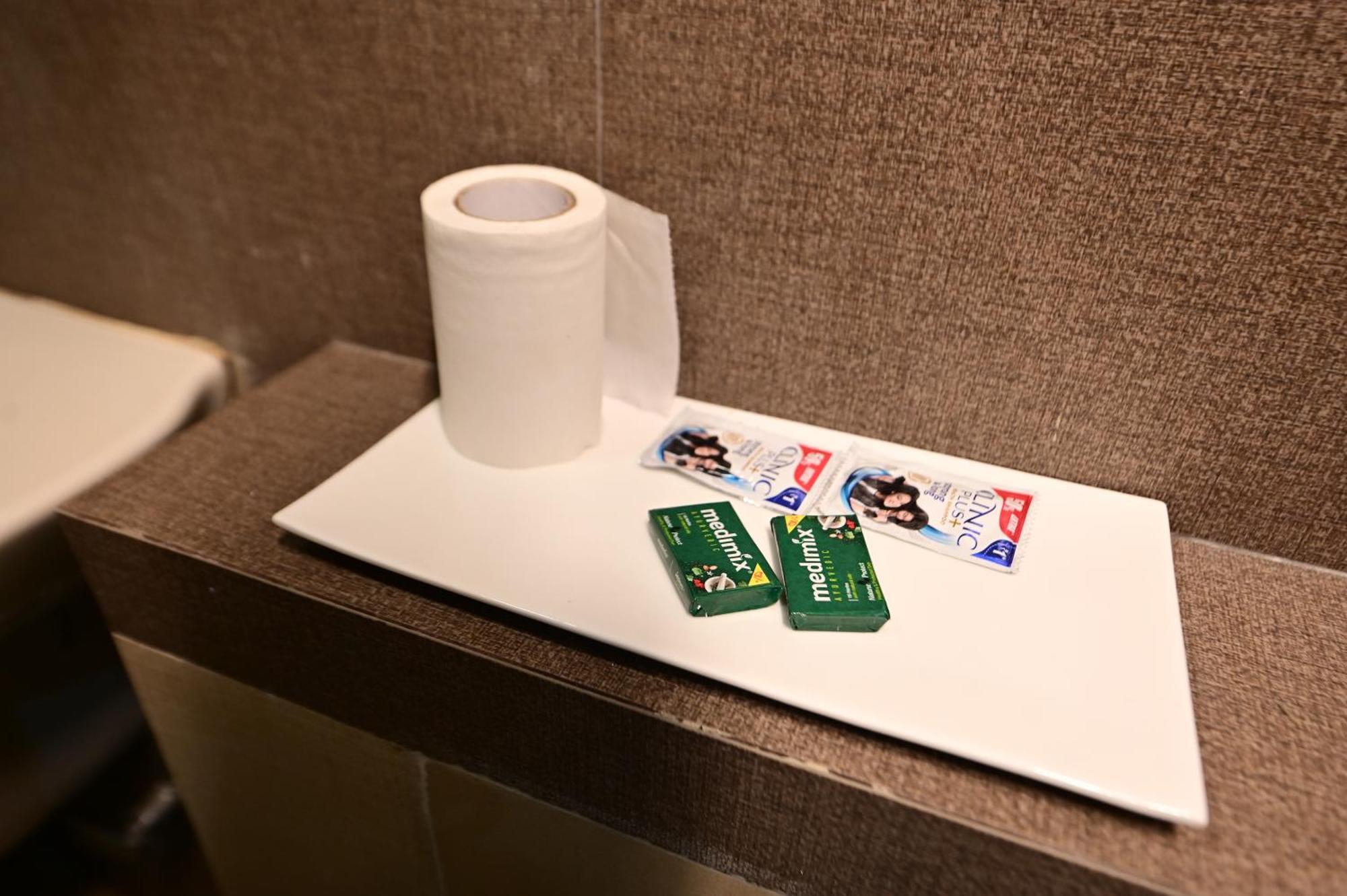 Hotel Sai Inn Mumbai Ngoại thất bức ảnh