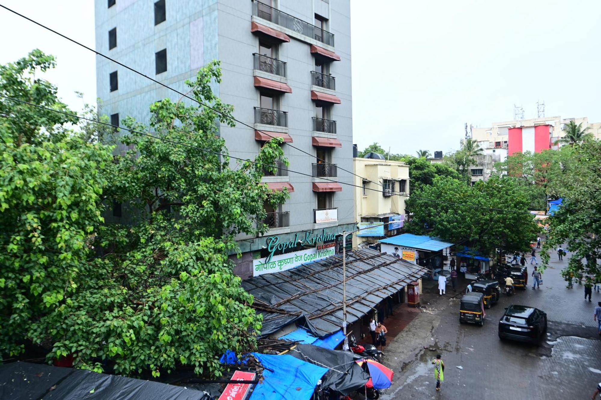 Hotel Sai Inn Mumbai Ngoại thất bức ảnh