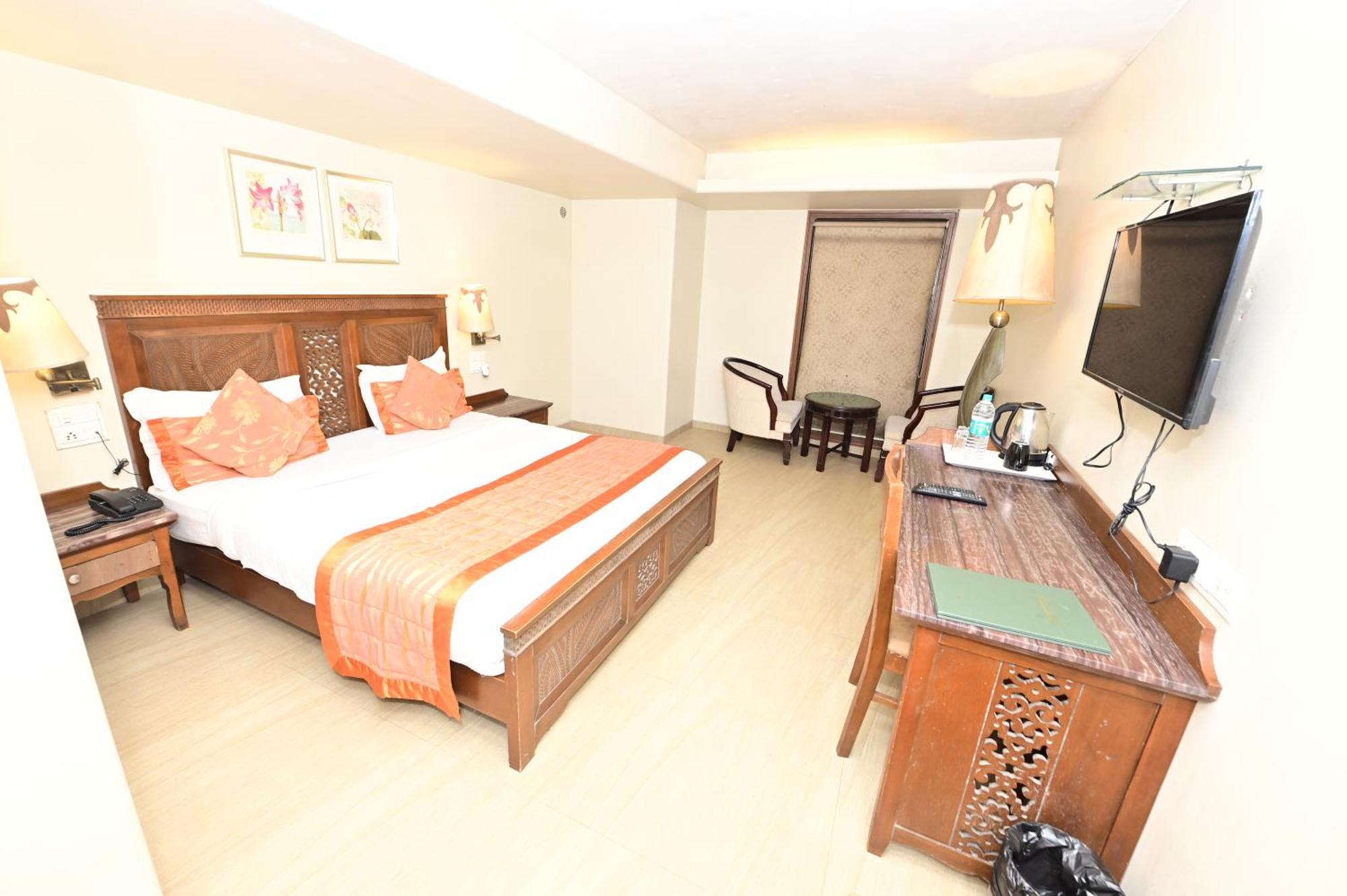 Hotel Sai Inn Mumbai Ngoại thất bức ảnh
